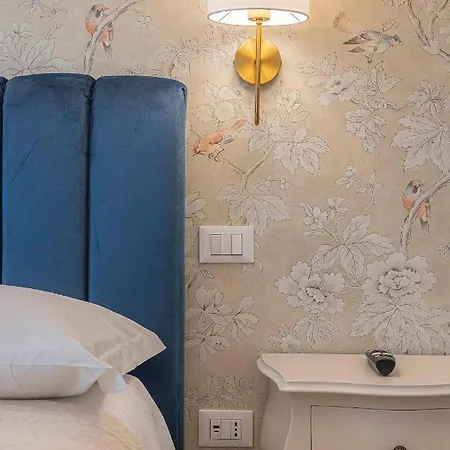 Crys: Rooms, Holiday, Business Guest house